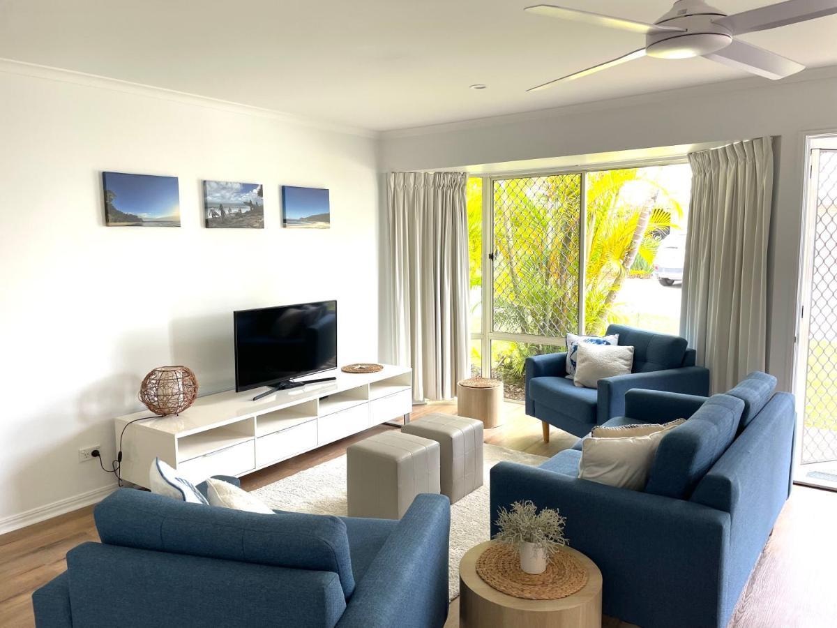 2 Bedroom Ground Level Villa in Tropical 4* Resort Noosaville Esterno foto